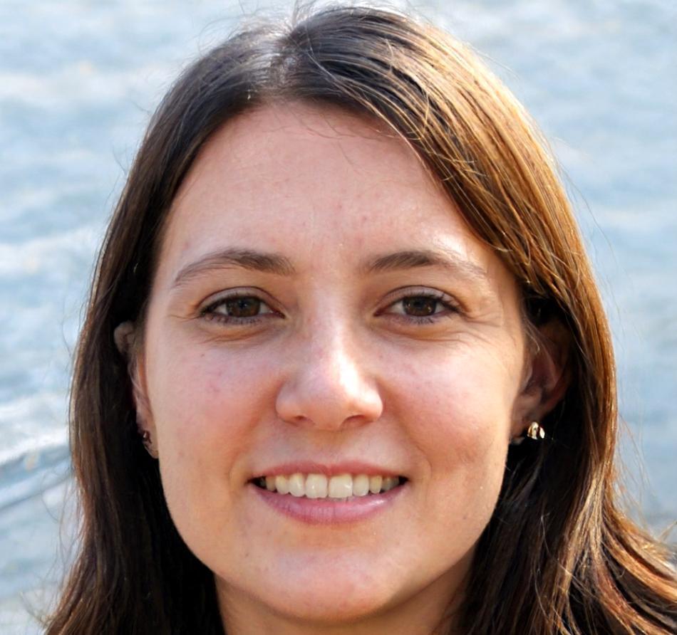 Dr. Sarah Mitchell, Learning Environment Specialist